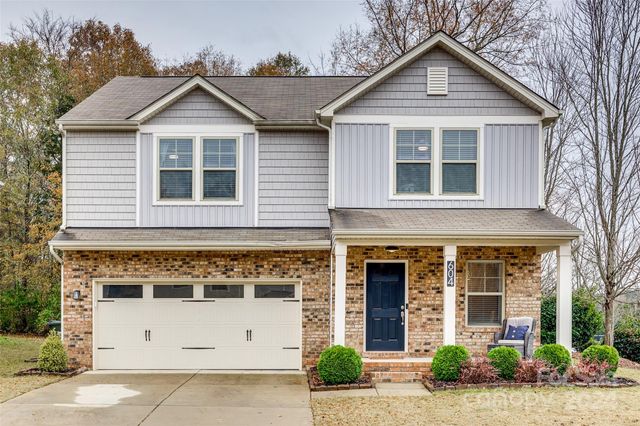 $415,000 | 604 Oldham Lane | Ebenezer Village