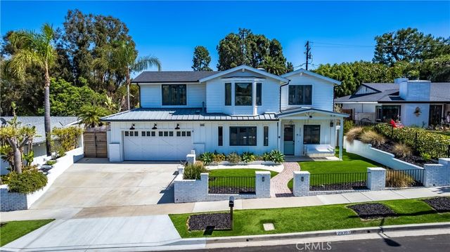 $3,695,000 | 2310 Fairhill Drive | West Bay-Santa Ana Heights