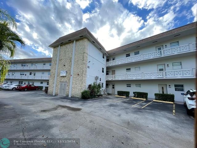 $79,900 | 3501 Northwest 47th Avenue, Unit 406 | Lauderdale Lakes West Gate