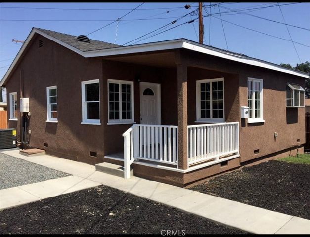 $2,400 | 818 East Grand Boulevard | Downtown Corona