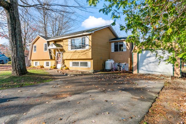 $295,000 | 36 Faith Street | Lisbon Falls