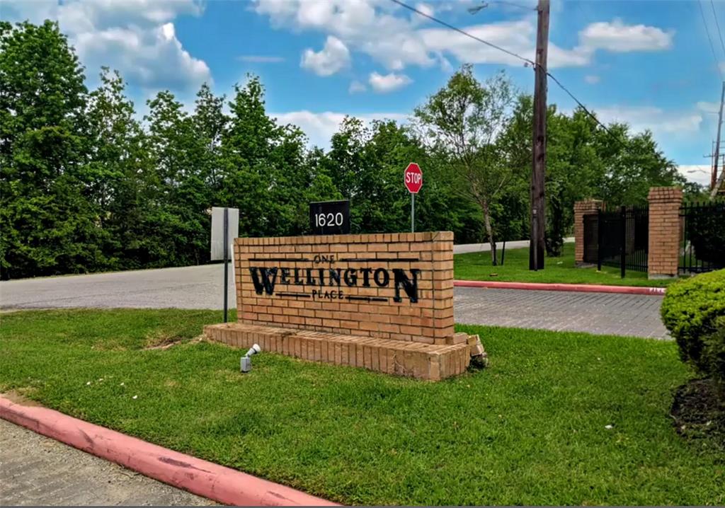 1620 Wellington Place Unit 603 Beaumont TX 77706 Compass