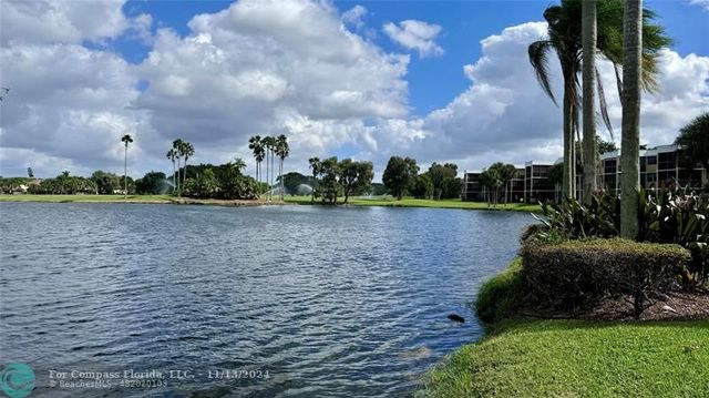 $390,000 | 16401 Golf Club Road, Unit 101 | Bonaventure