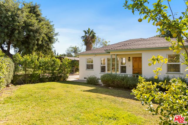 $1,049,000 | 2742 Mayfield Avenue | La Crescenta-Montrose