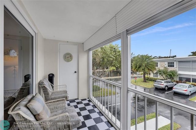 $419,000 | 6401 Bay Club Drive, Unit 3 | Bay Colony