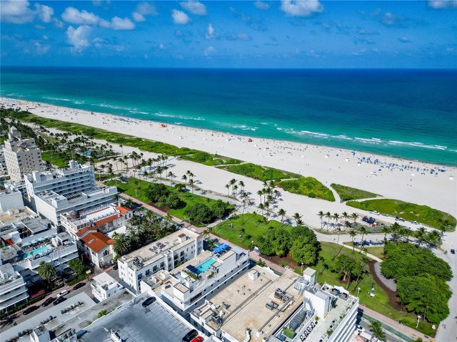 $1,075,000 | 1036 Ocean Drive, Unit B201 | Flamingo-Lummus