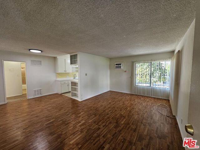 $2,350 | 928 North Ogden Drive, Unit 1 | West Hollywood Vicinity