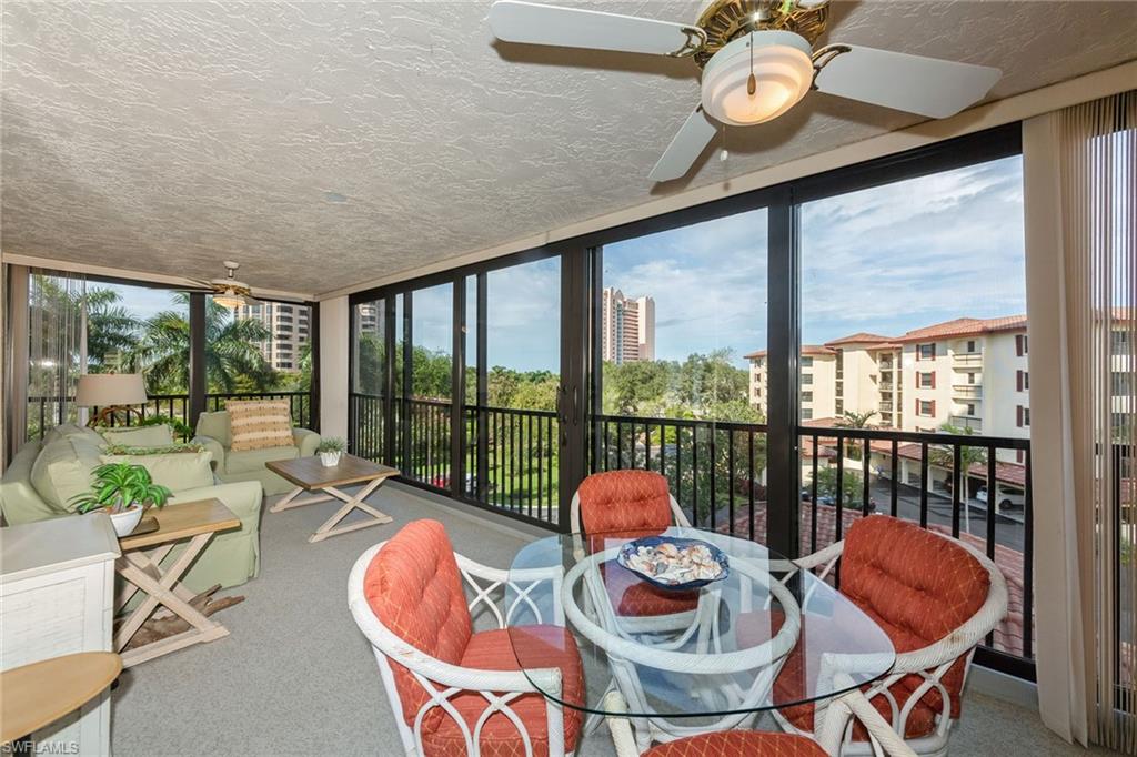 Multi-purpose sunroom/den