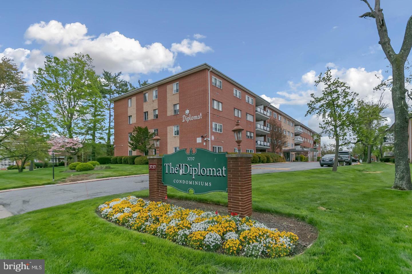 3737 Clarks Lane Unit 408 Baltimore MD 21215 Compass