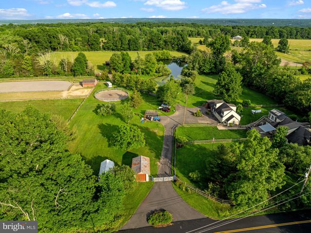 $880,000 | 415 Geigel Hill Road | Tinicum Township - Bucks County