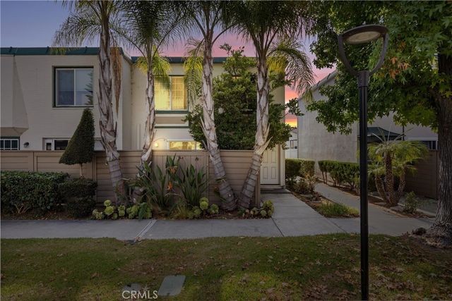 $725,000 | 8134 Firth Green | Buena Park