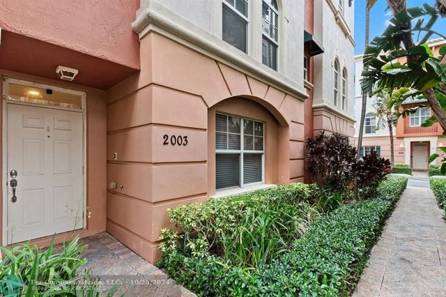 $609,000 | 1033 Northeast 17th Way, Unit 2003 | Villa Medici