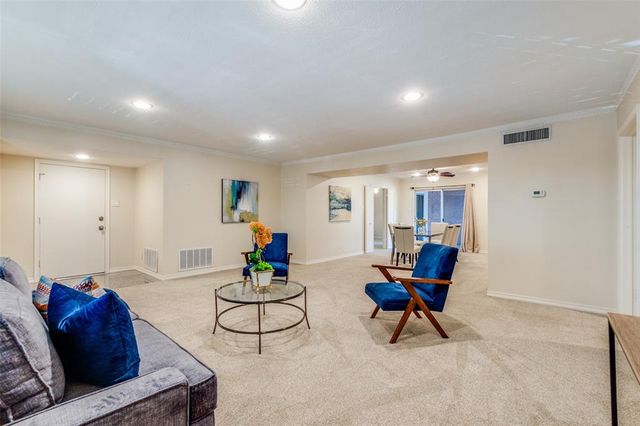 $375,000 | 6319 Bandera Avenue, Unit 6319D | Preston Hollow South