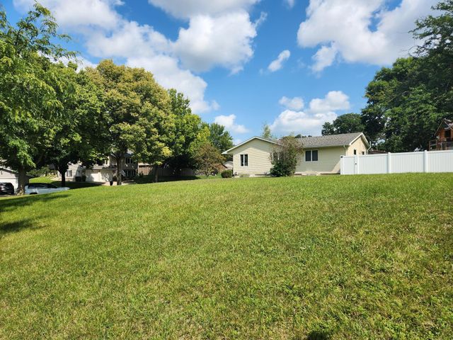 $20,000 | 2 Lakewood Avenue | Albert Lea