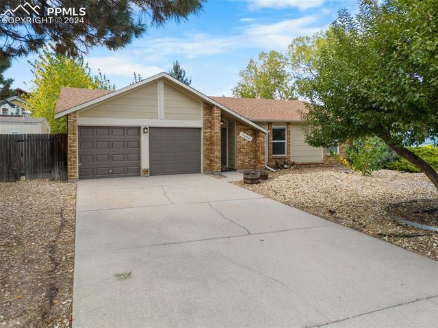 $412,000 | 7634 Vallhalla Drive | Briargate