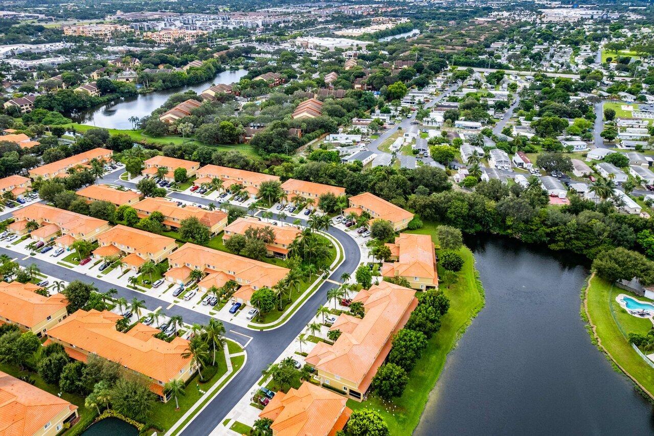 1527 Arezzo Circle Boynton Beach FL 33436 Compass