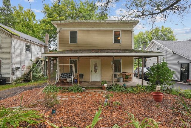 $154,900 | 2914 East Main Street | Parish Village