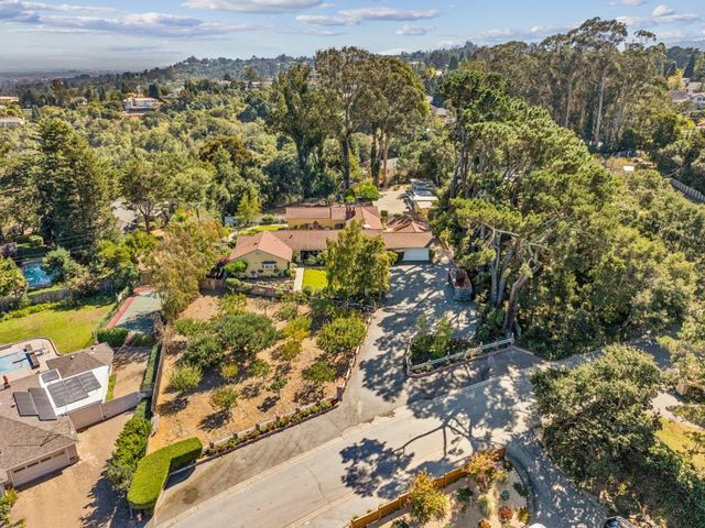 $7,200,000 | 2915 Summit Drive | Hillsborough Hills