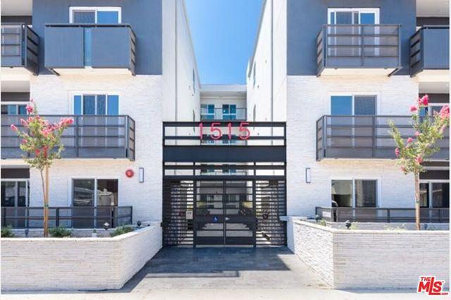 $4,995 | 1515 Colby Avenue, Unit PH5 | West Los Angeles