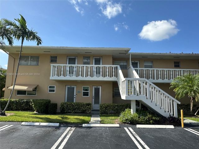 $103,000 | 2112 Northeast 1st Way, Unit 201 | Boynton Beach