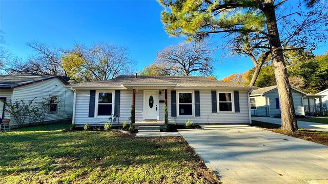 $219,900 | 405 West State Street | Terrell