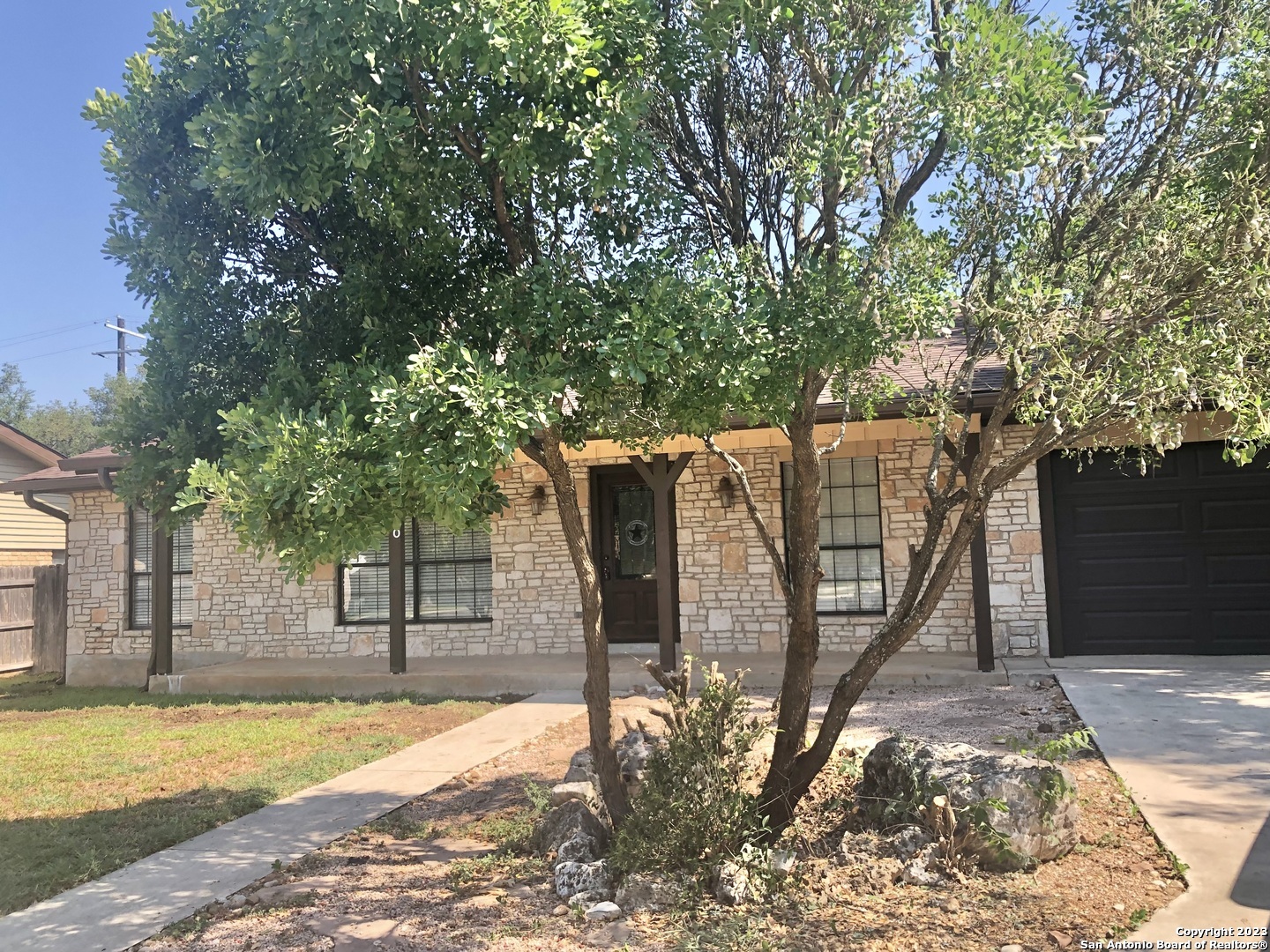 a view of outdoor space yard and patio