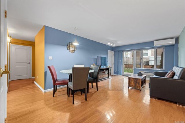 $709,000 | 64-34 Grand Central Parkway, Unit 1B | Forest Hills