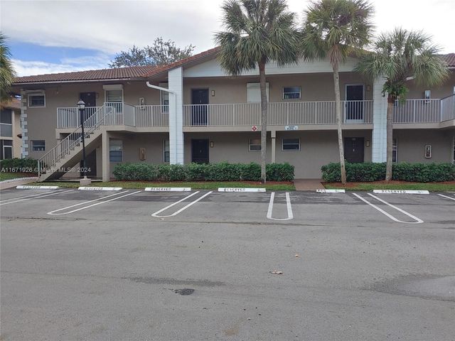 $1,800 | 8750 Royal Palm Boulevard, Unit 2113 | Palm Village Condominium