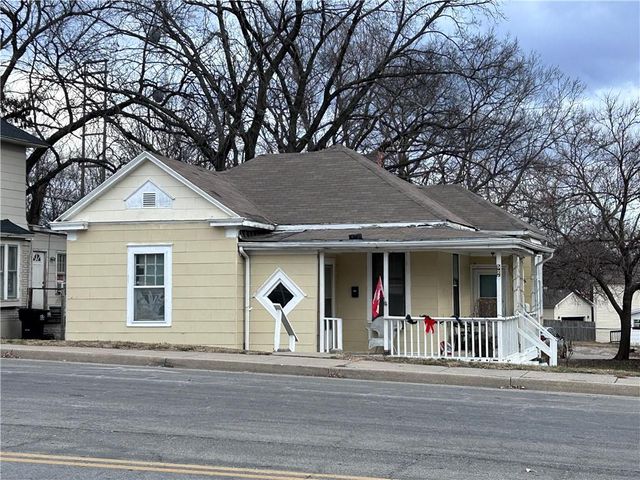 $149,900 | 525 South Crysler Avenue | Independence