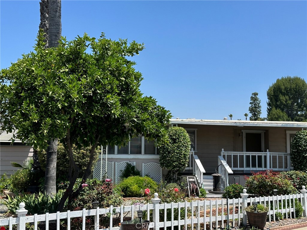 front view of house with a yard