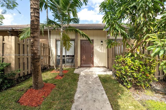 $450,000 | 507 Northeast 210th Terrace | Ives Estates