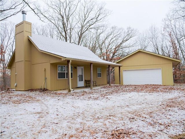 $480,000 | 16121 Cherry Trail | York Township - Putnam County