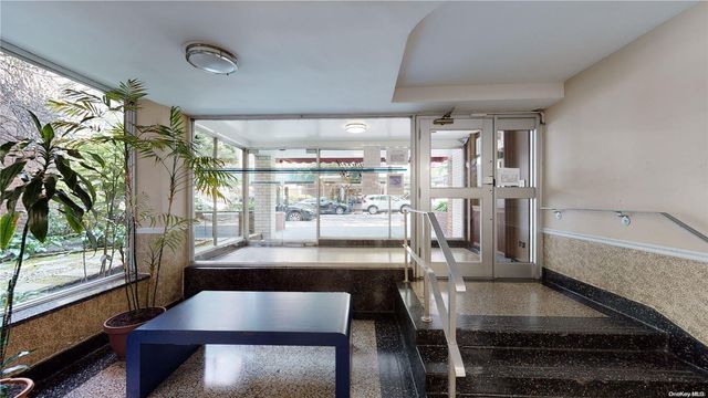 $270,000 | 33-46 92nd Street, Unit 2M | Jackson Heights