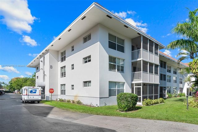 $234,500 | 4025 North Federal Highway, Unit 219B | Central Corals