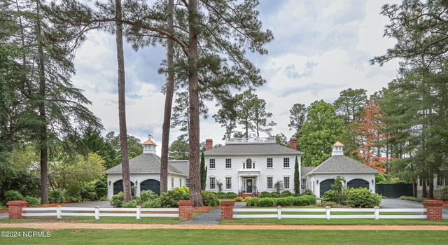 $2,475,000 | 255 Cherokee Road | Pinehurst