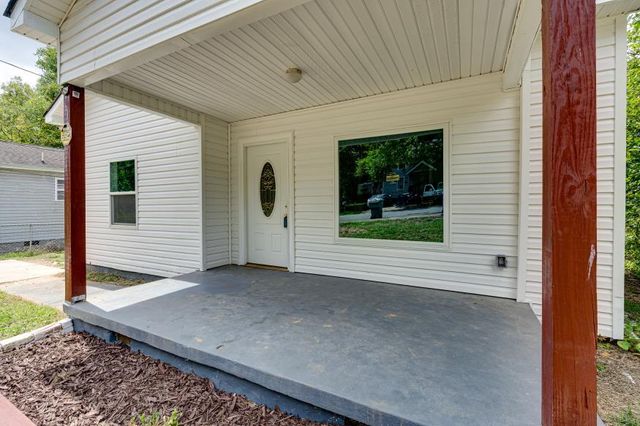 $2,200 | 3009 Noa Street | East Chattanooga