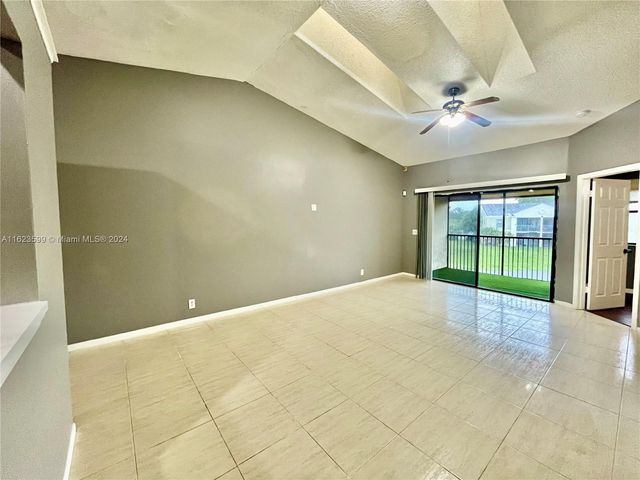 $2,000 | 2511 Northwest 56th Avenue, Unit 1225 | Lauderhill