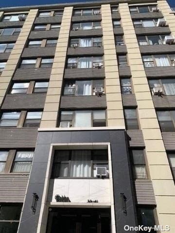 $599,000 | 98-41 64th Road, Unit 7B | Rego Park