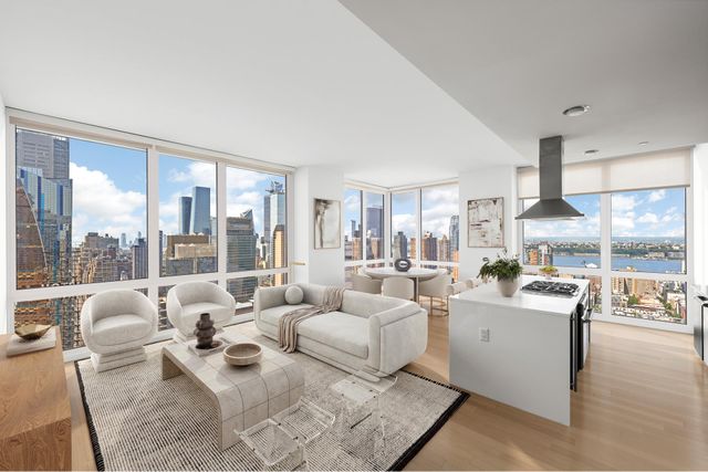 $2,450,000 | 247 West 46th Street, Unit 3702 | Theater District