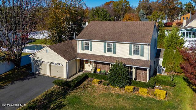 $895,000 | 5 Bayberry Drive | Holmdel Township - Monmouth County