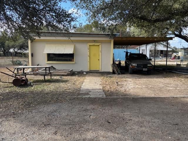 $60,000 | 107 South Pepper Street | Rocksprings