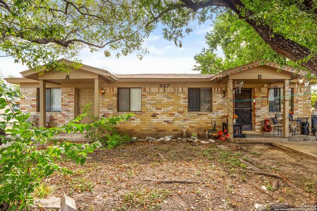 $345,000 | 227 Redbud Lane | New Braunfels