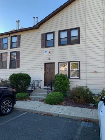 $2,350 | 135 West Nyack Road, Unit 115 | Nanuet