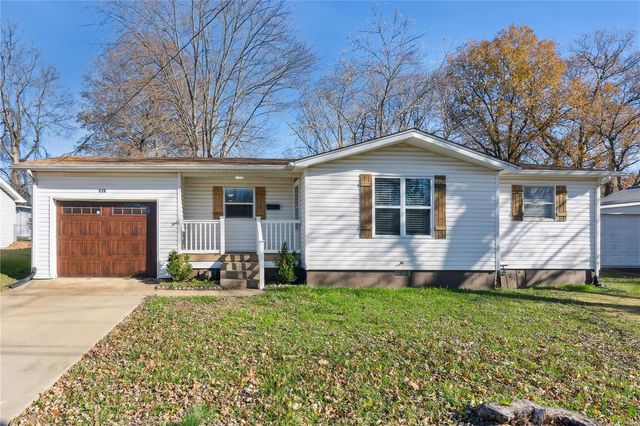 $159,900 | 218 North Alexander Street | Farmington