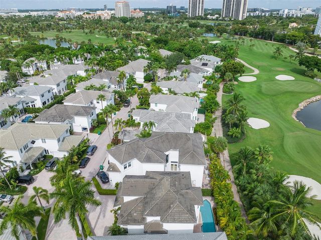 $2,500,000 | 3733 Northeast 201st Street | Aventura