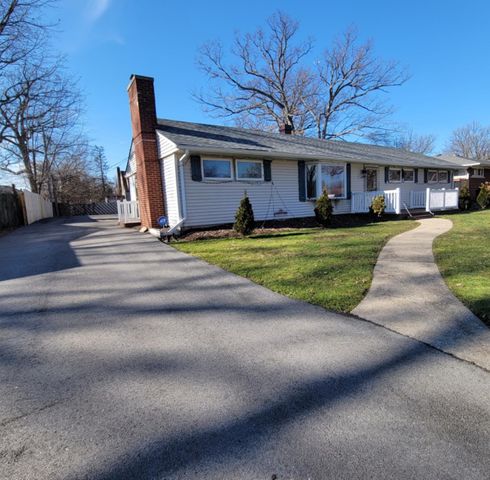 $274,900 | 5688 Connecticut Street | Merrillville