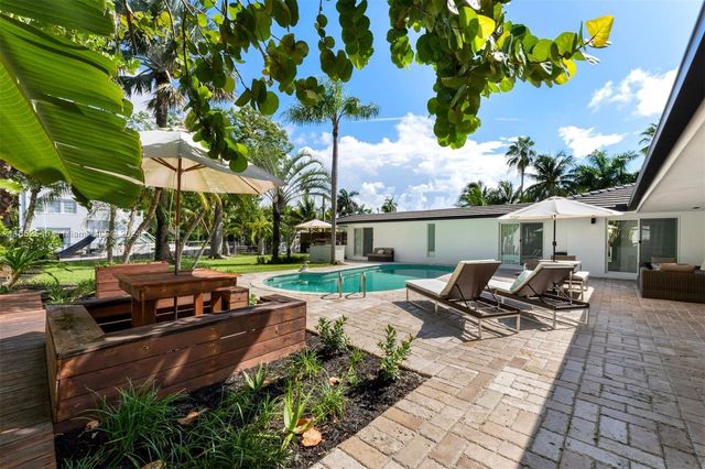 $3,450,000 | 1071 Northeast 83rd Street | Shorecrest