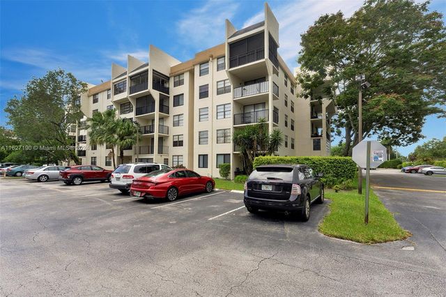 $180,000 | 6190 Woodlands Boulevard, Unit 108 | Tamarac