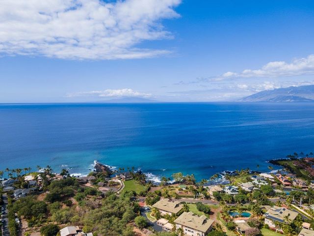 $3,280,000 | 4955 Makena Road, Unit A102 | Na Hale Makena