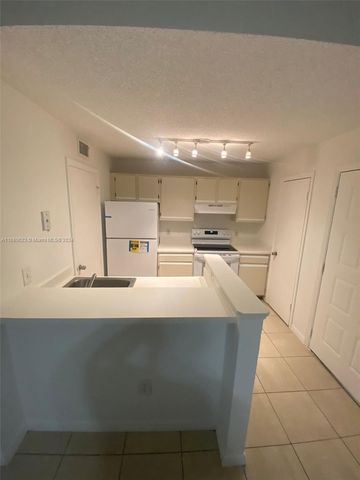 $1,600 | 4581 West McNab Road, Unit 36 | Palm Aire